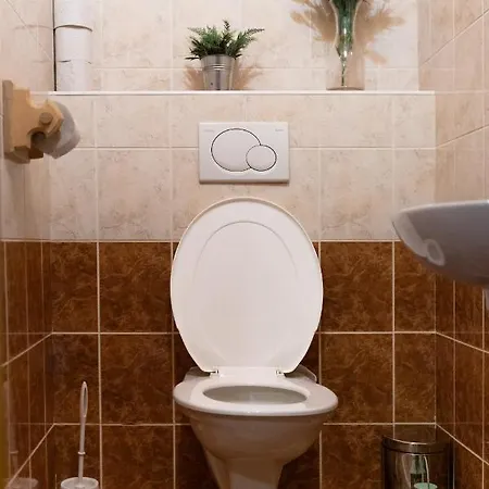 Bisik Hétvégi ház