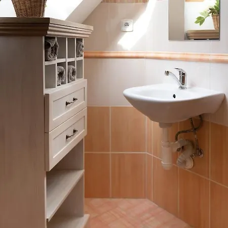 Hétvégi ház Bisik Teplice nad Metují